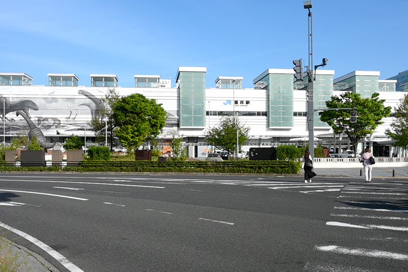 北陸新幹線の延伸が予定されている「福井」駅
